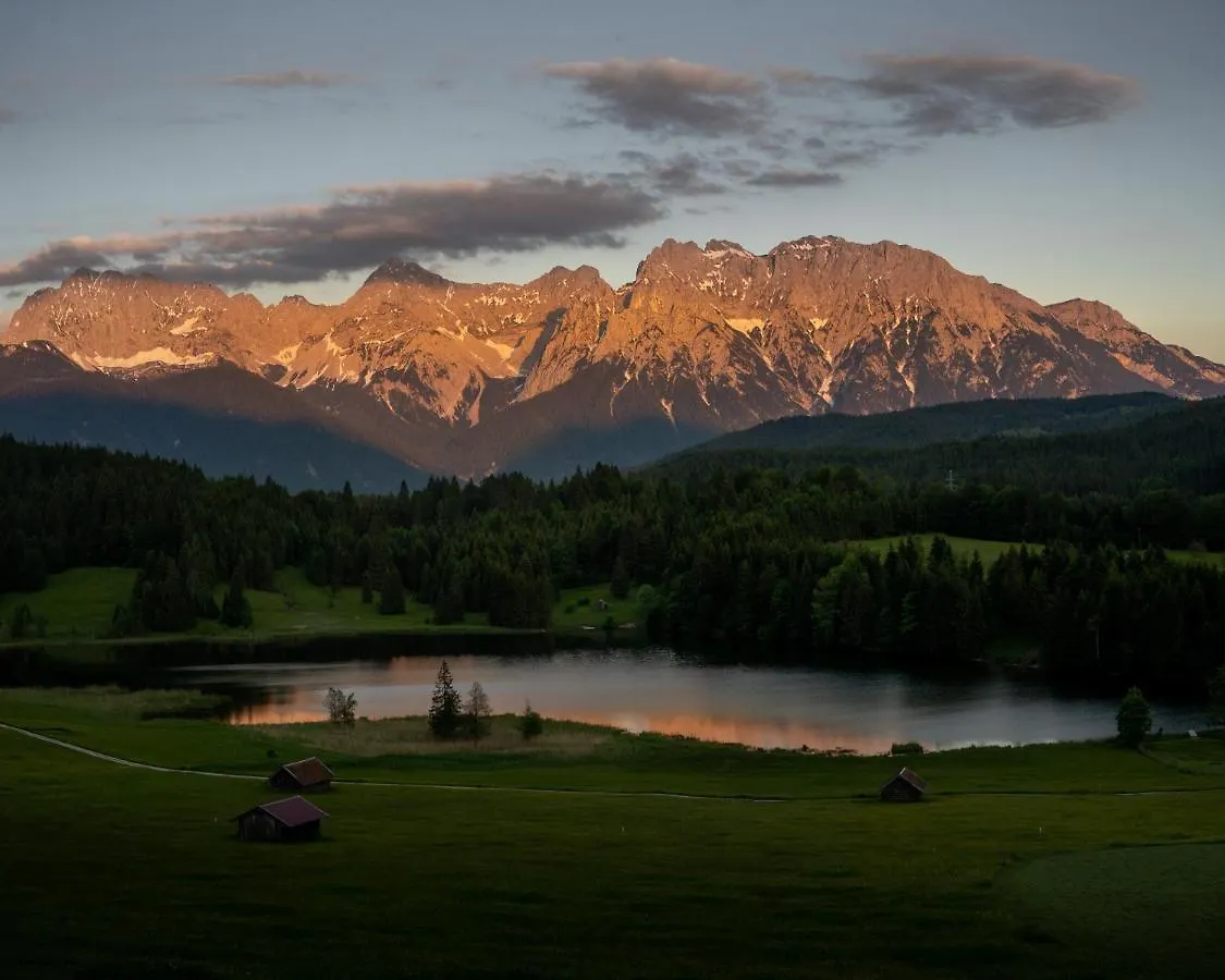 Das Bergquartier - Ferienwohnung Muehlberg Oberau  0*, Oberau (Garmisch-Partenkirchen) Germany