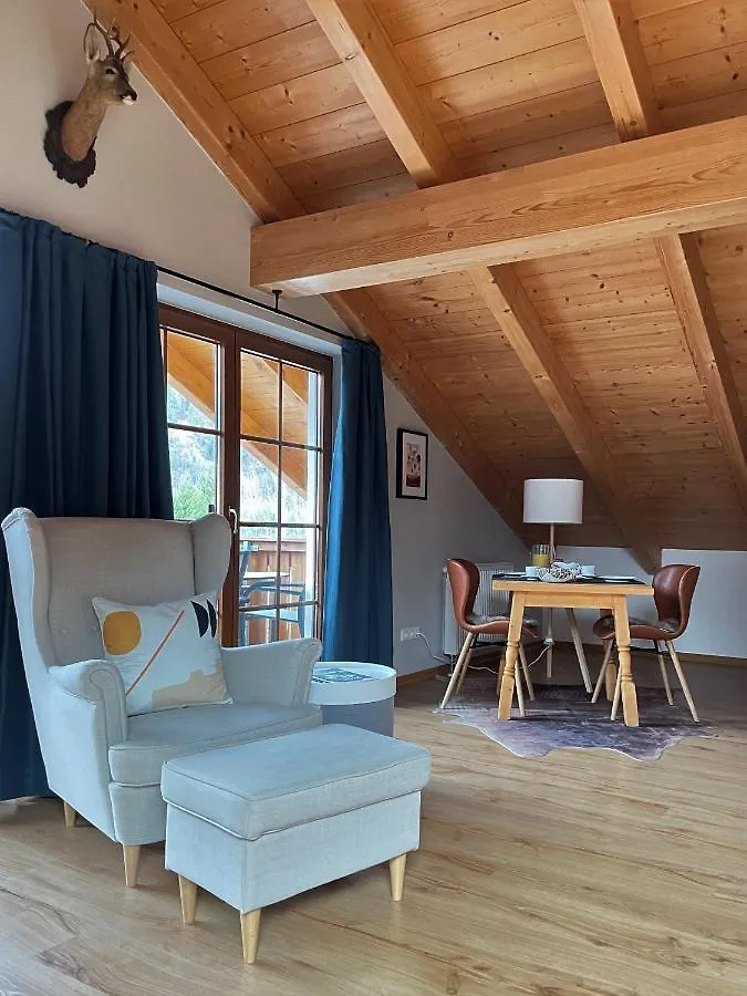 Das Bergquartier - Ferienwohnung Muehlberg Oberau