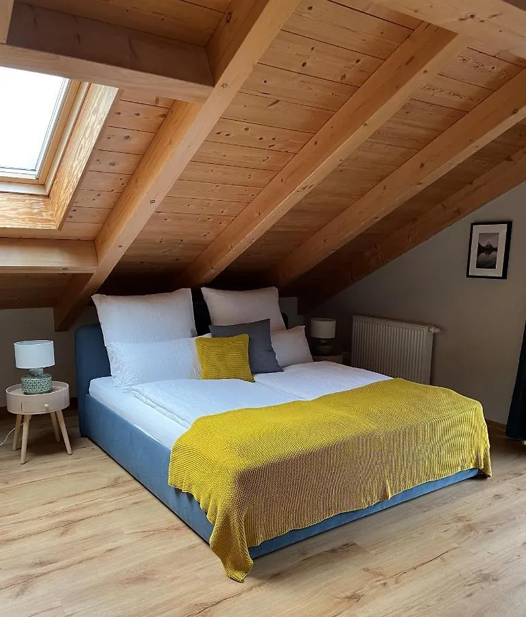 Apartment Das Bergquartier - Ferienwohnung Muehlberg Oberau